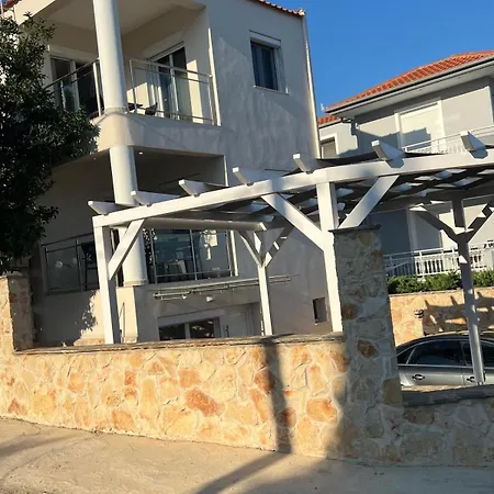 Lifestyle & Trends 리메나리아